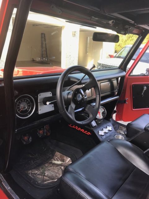 1972 Orange Ford Bronco