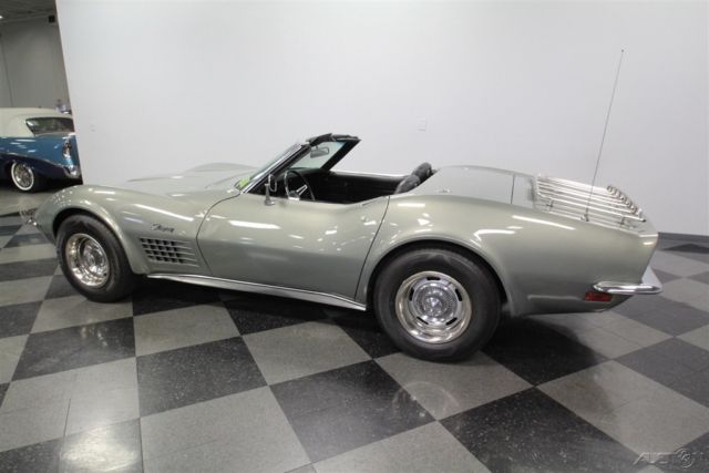 1972 Teal Chevrolet Corvette