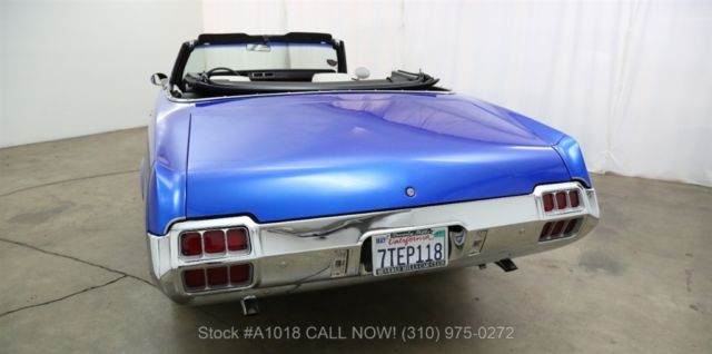 1972 Blue Oldsmobile Cutlass