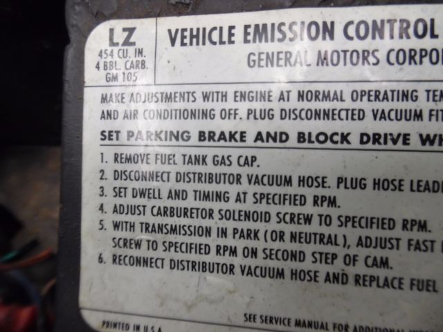 1972 White Chevrolet Corvette Coupe