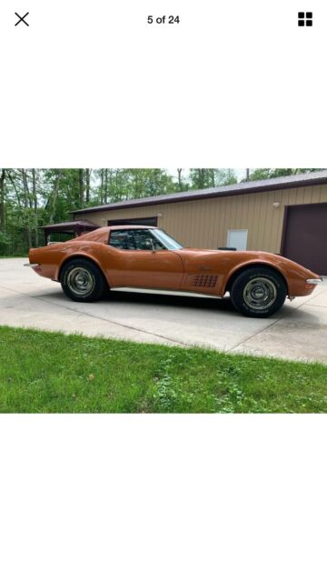 1972 Ontario Orange Chevrolet Corvette