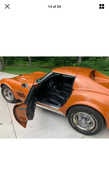 1972 Ontario Orange Chevrolet Corvette