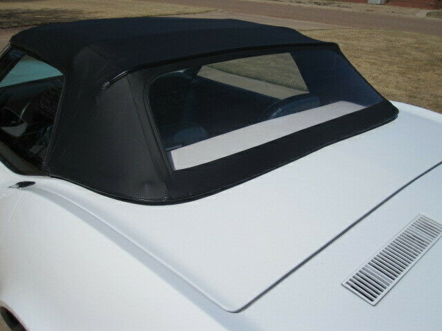 1972 White Chevrolet Corvette Convertible