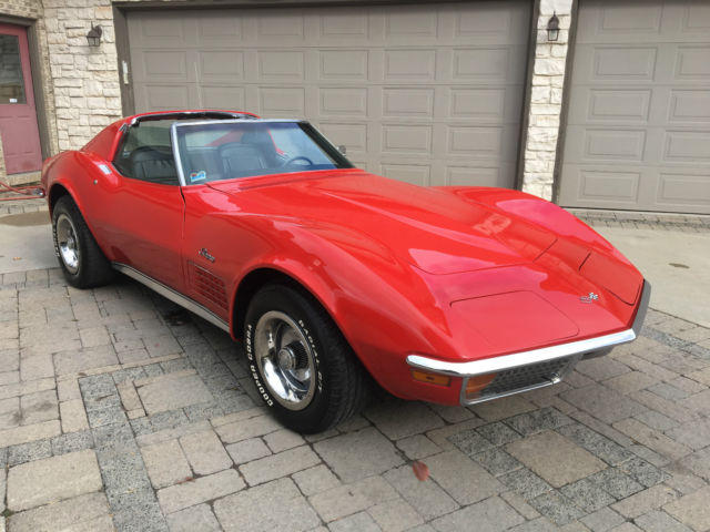 1972 Red Chevrolet Corvette Coupe