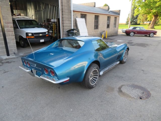 1972 BLUE Chevrolet Corvette Coupe