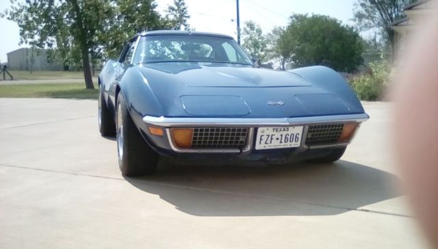 1972 Blue Chevrolet Corvette