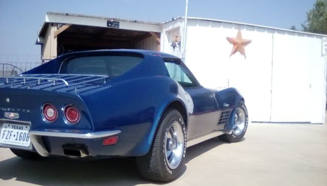1972 Blue Chevrolet Corvette