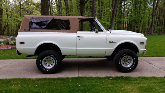 1972 White Chevrolet Blazer RETRACTABLE SOFT TOP