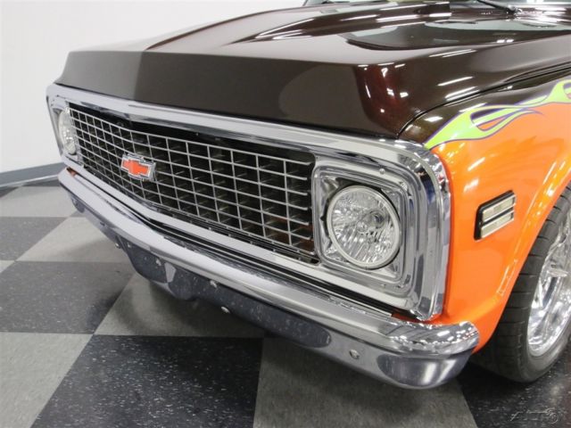 1972 Red Chevrolet C10