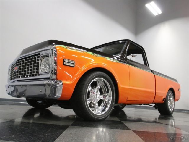 1972 Red Chevrolet C10