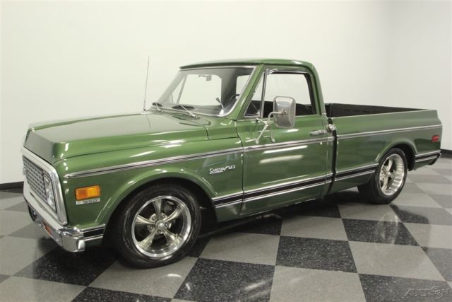 1972 Green Chevrolet C10