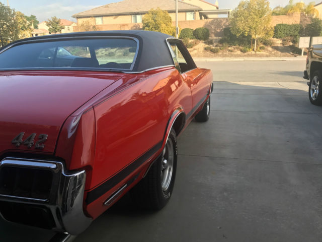1972 FLAME ORANGE  Oldsmobile 442 Coupe