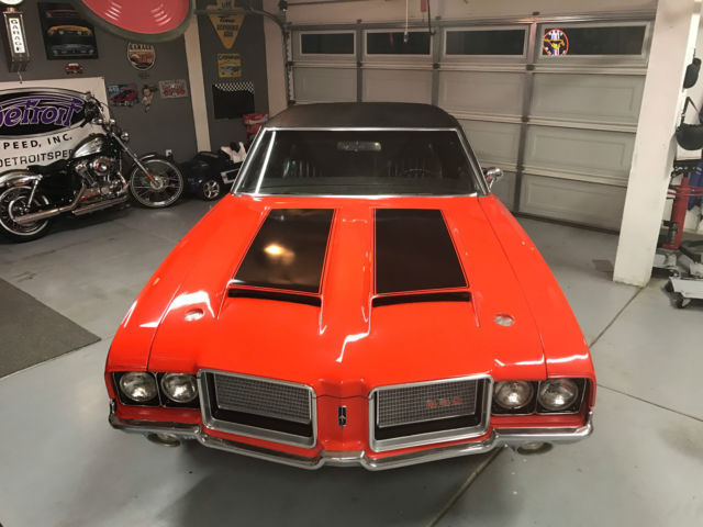 1972 FLAME ORANGE  Oldsmobile 442 Coupe