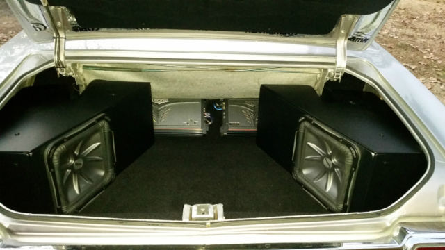 1972 Gray Oldsmobile Cutlass