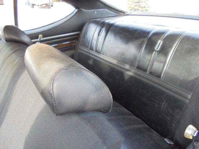 1972 Red Oldsmobile Cutlass Coupe