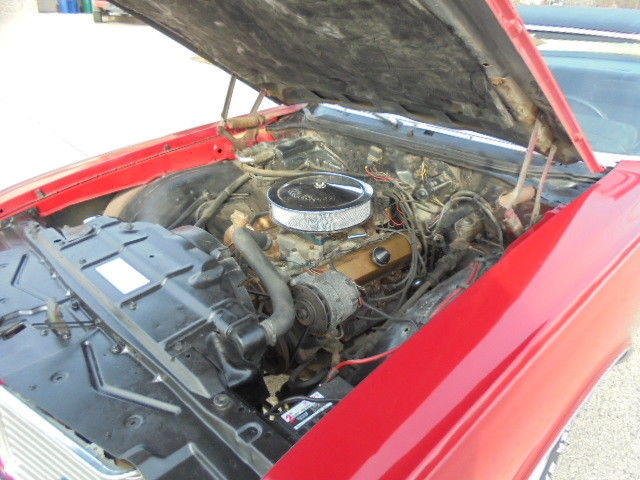 1972 Red Oldsmobile Cutlass Coupe