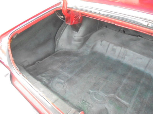 1972 Red Oldsmobile Cutlass Coupe