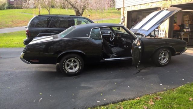 1972 Black Oldsmobile Cutlass Coupe
