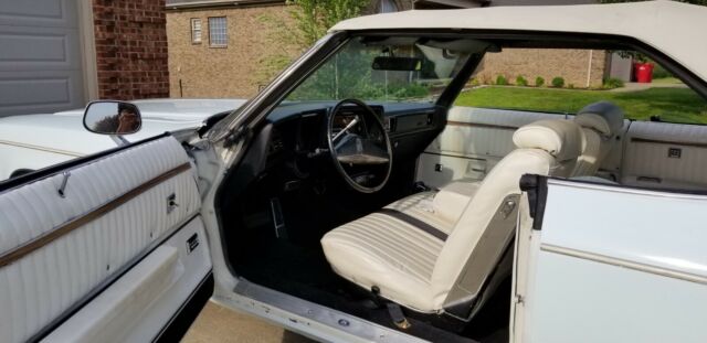1972 Blue Oldsmobile Eighty-Eight Convertible