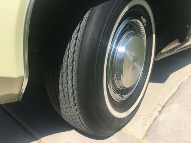 1972 Oldsmobile Eighty-Eight Sedan