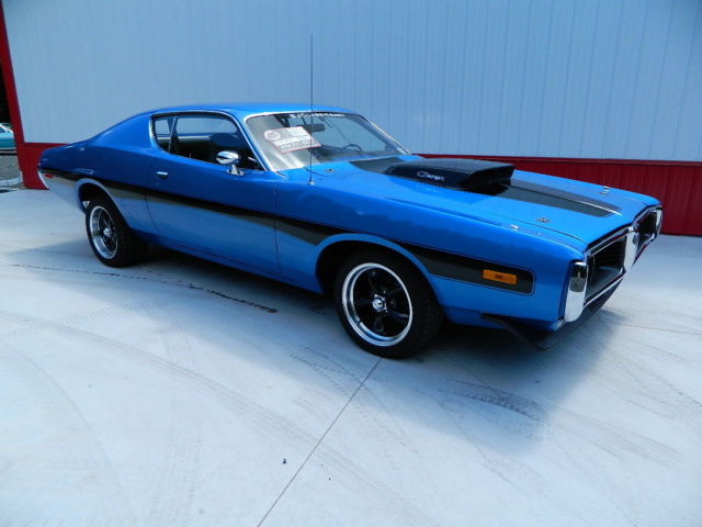 1972 Blue Dodge Charger 2dr