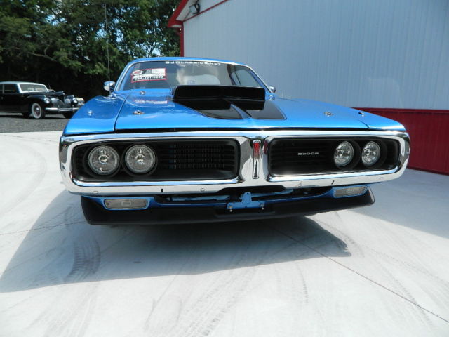 1972 Blue Dodge Charger 2dr