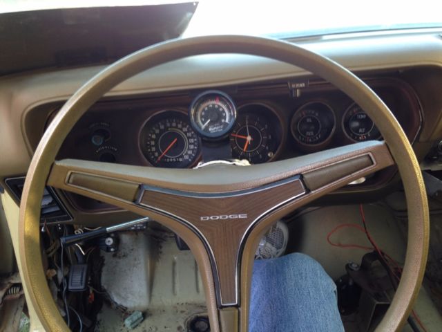 1972 Gold Dodge Charger