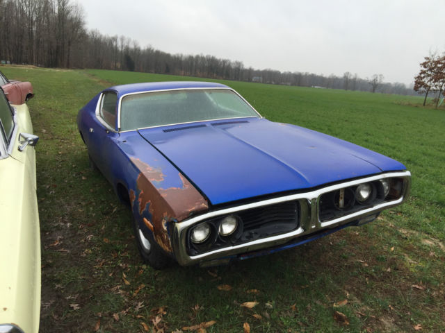 1972 Gold Dodge Charger