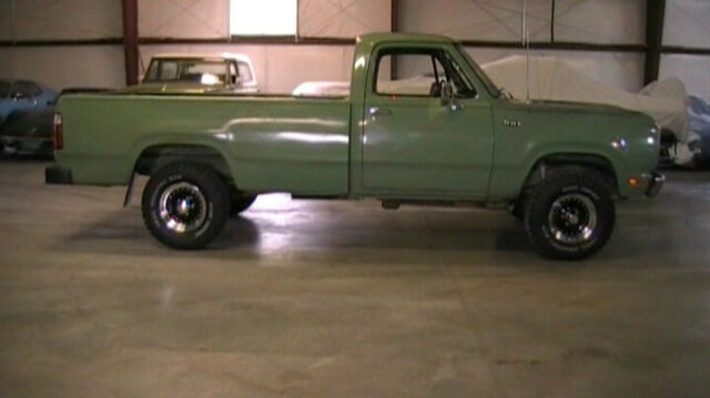 1972 Dodge Power Wagon