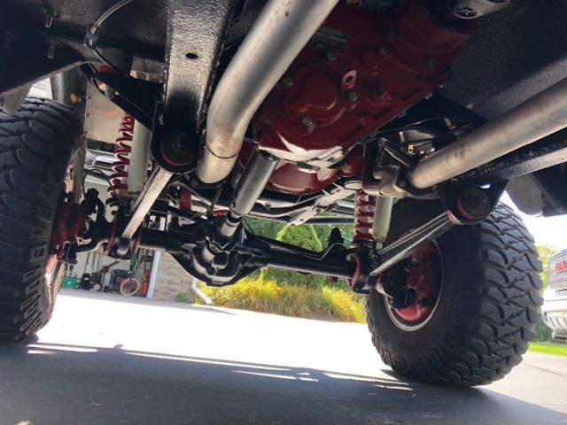 1972 Silver Ford Bronco