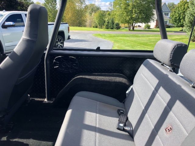 1972 Silver Ford Bronco