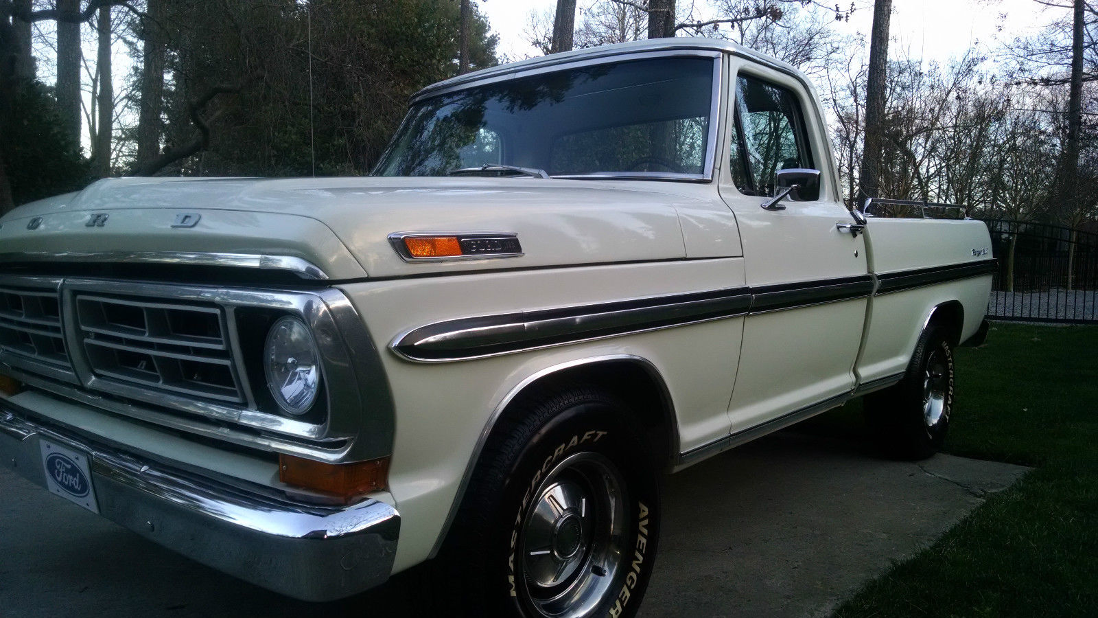 1972 Wimbledon White Ford F-100 Cab &- Chassis