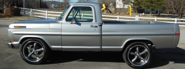 1972 Silver Ford F-100 Standard Cab Pickup