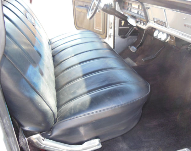 1972 Silver Ford F-100 Standard Cab Pickup