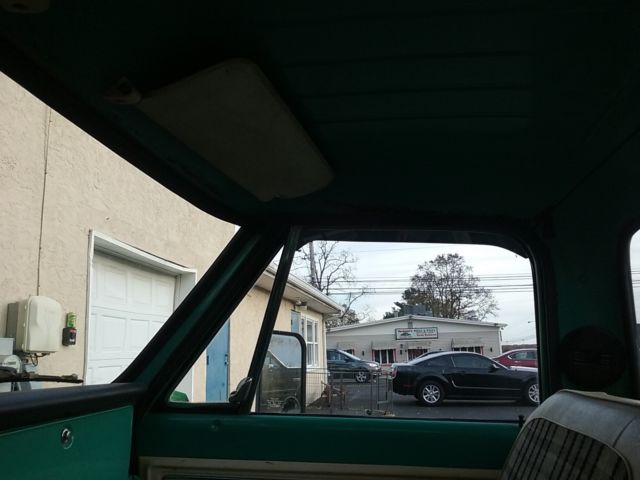 1972 Teal Chevrolet C-10 Standard Cab Pickup