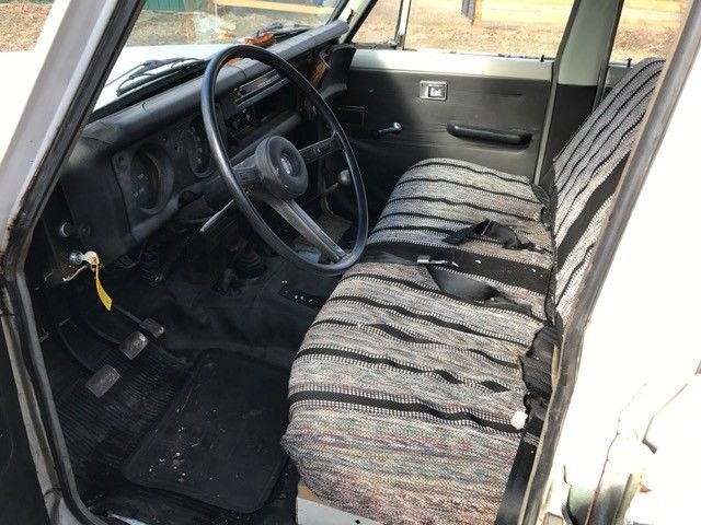 1972 White/Black Toyota Land Cruiser Wagon