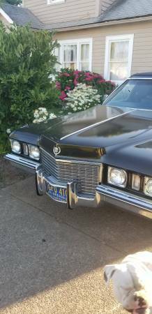 1972 Black Cadillac Fleetwood