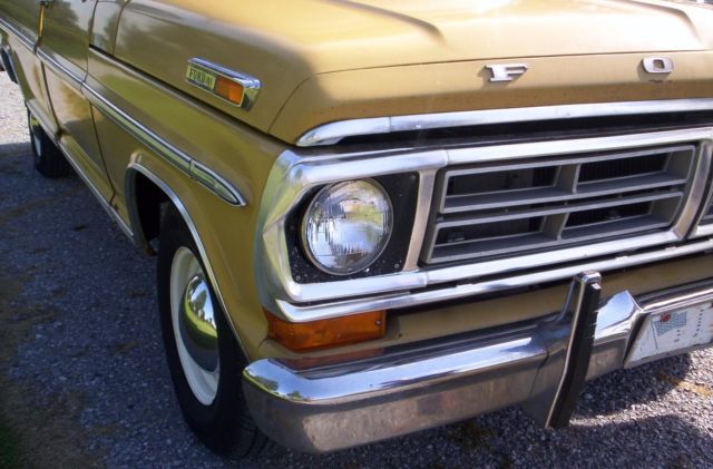 1972 Yellow Ford F-100 Standard Cab Pickup