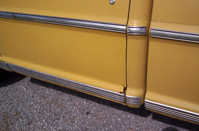 1972 Yellow Ford F-100 Standard Cab Pickup