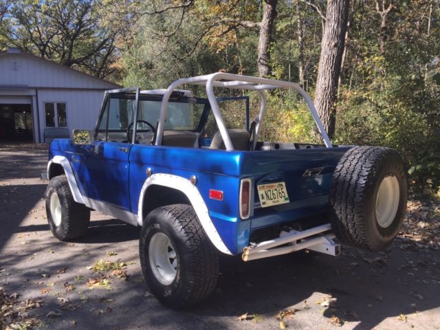 1972 Blue Ford Bronco