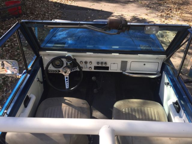 1972 Blue Ford Bronco
