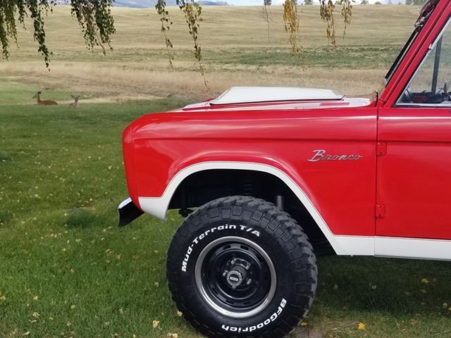 1972 red Ford Bronco