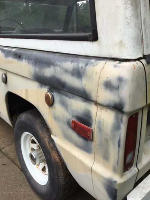 1972 White Ford Bronco Cab & Chassis