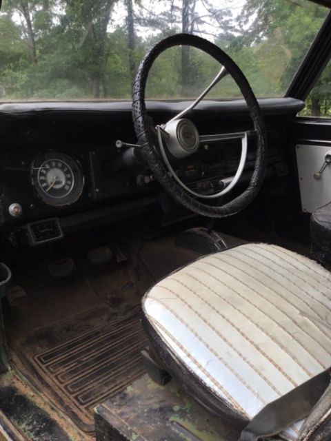 1972 White Ford Bronco Cab & Chassis