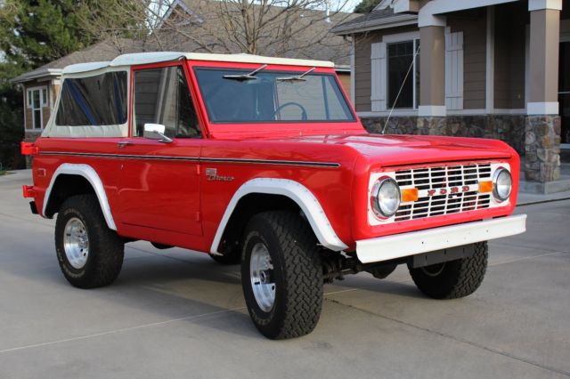 1972 Red Ford Bronco SUV