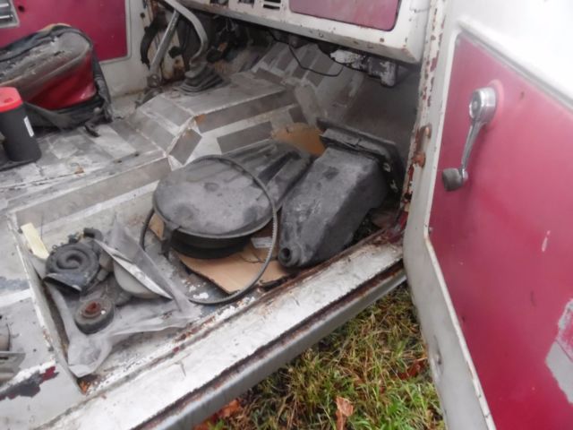 19720000 PRIMER Ford Bronco SUV