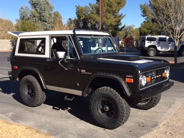1972 Matte Black / Gloss White Hard Top Ford Bronco