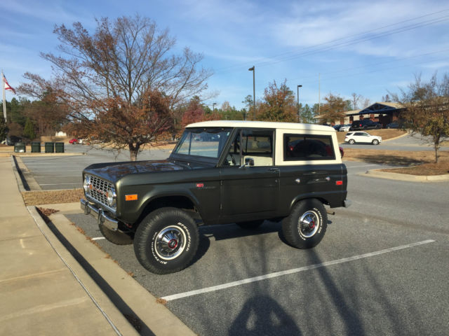 1972 Green Ford Bronco