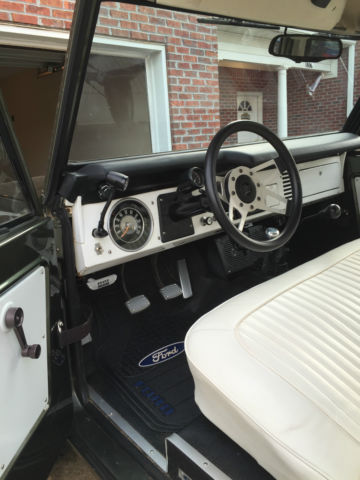 1972 Green Ford Bronco