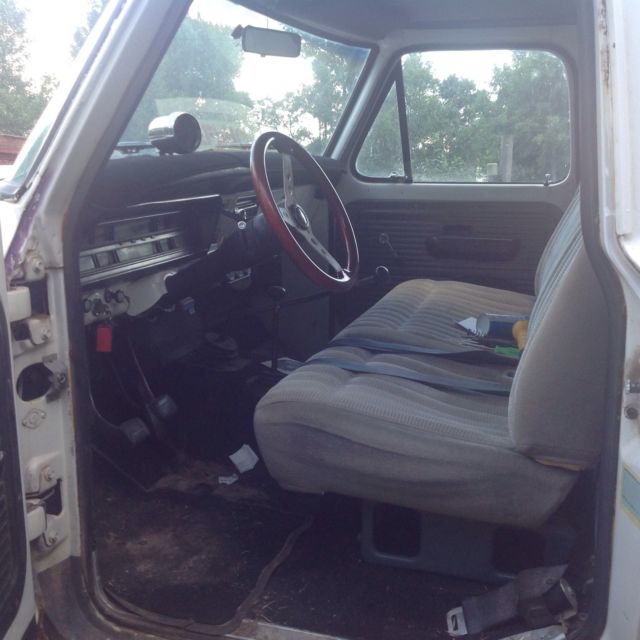 1972 White Ford F-100 Hi boy